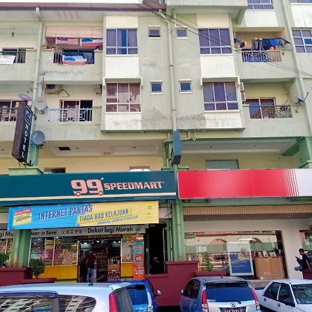 Oyo 90457 Borneo Eco-House Hashtag 12 Boutique Hotel Kota Kinabalu Eksteriør billede
