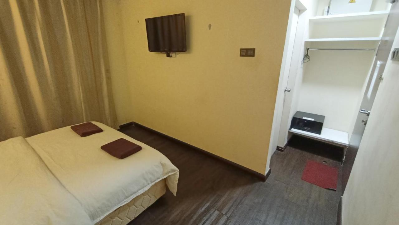 Oyo 90457 Borneo Eco-House Hashtag 12 Boutique Hotel Kota Kinabalu Eksteriør billede